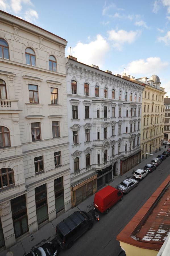 Ferienwohnung Schloessel 10 Vienna Exterior photo